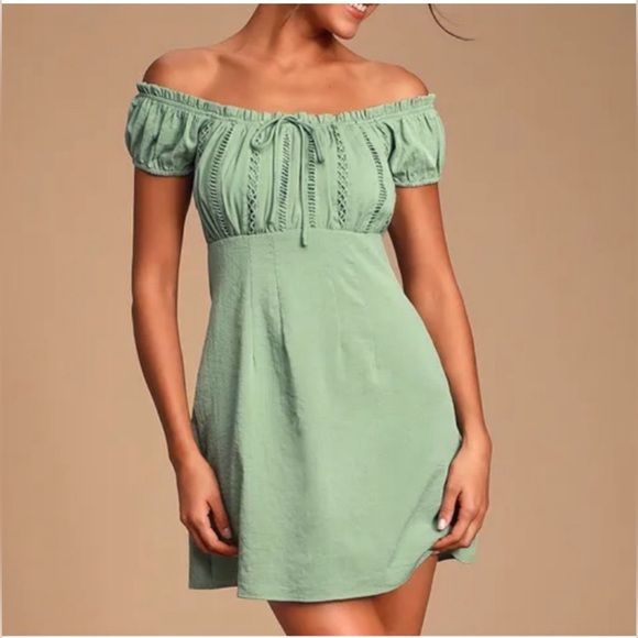 New Lulu's Wisteria Sage Green Embroidered Off-the-
Shoulder Mini Dress S - Picture 3 of 11